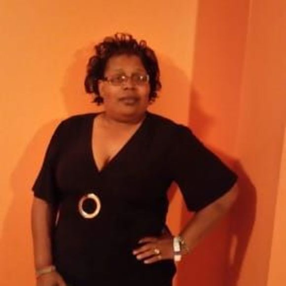 Meet your Posher, Faye - Picture 1 of 1